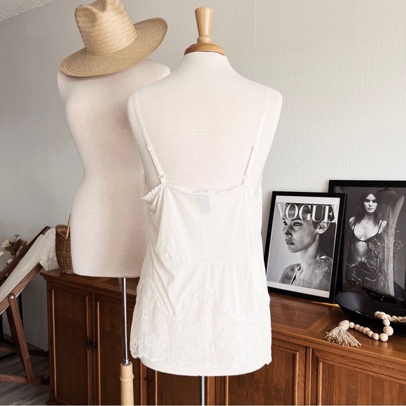 VANITY FAIR CREAM LACE TRIMMED SLIP TOP #0287 - Picture 5 of 7